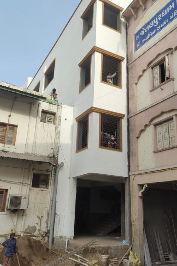 WhatsApp Image 2024-04-18 at 6.53.43 PM (1)